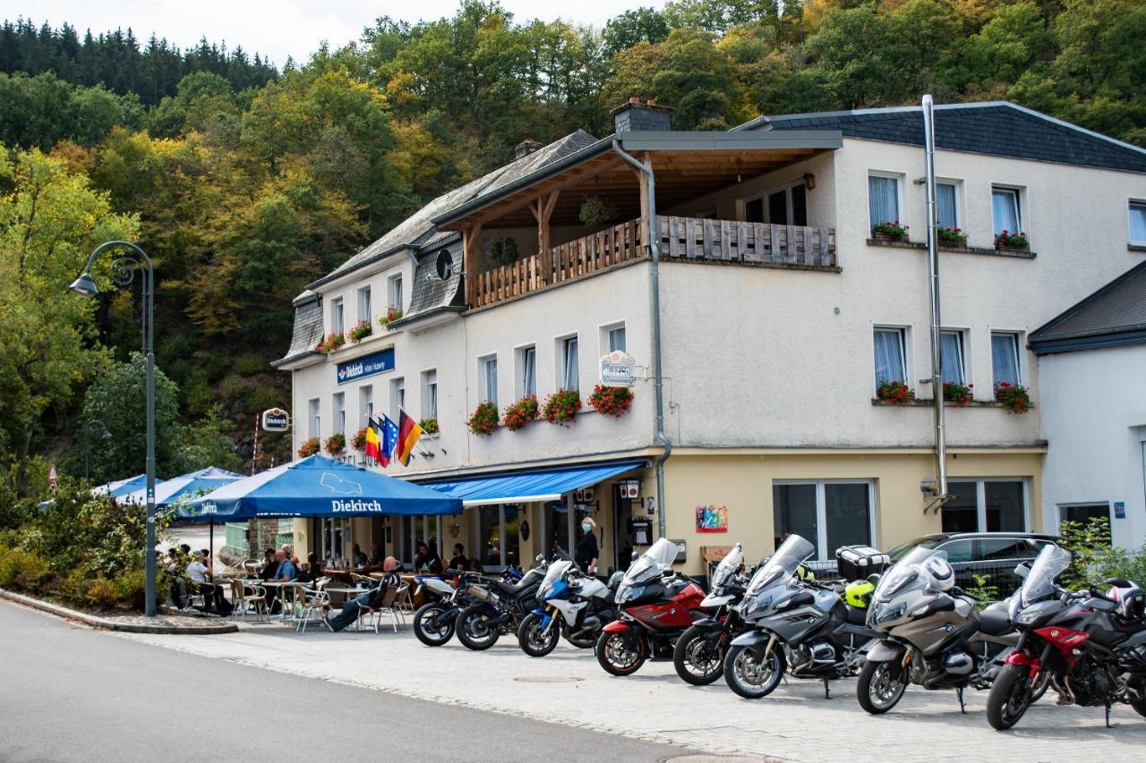 Hotel Huberty Kautenbach Ngoại thất bức ảnh